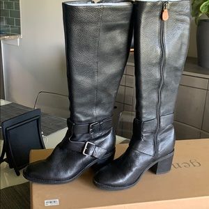 Gentle souls by Kenneth Cole